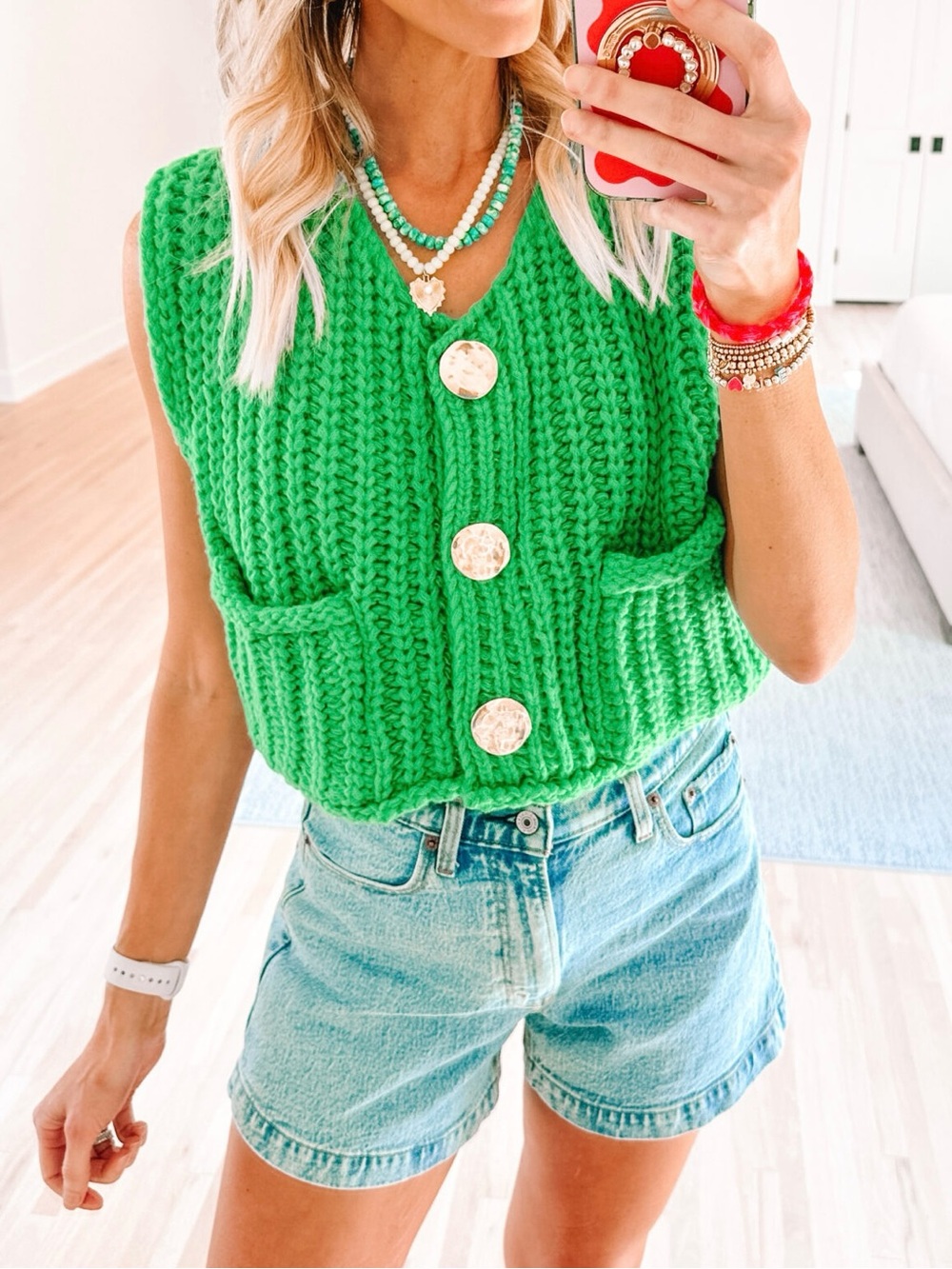 Women's Sleeveless Knitted Vest -Size L - Picture 9 of 10